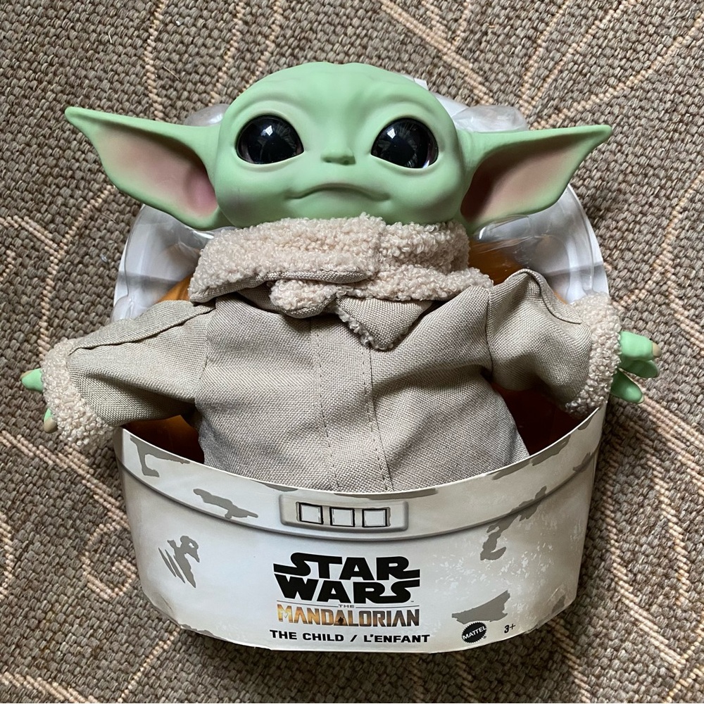 The Child Grogu Baby Yoda Star Wars Mandalorian 11"